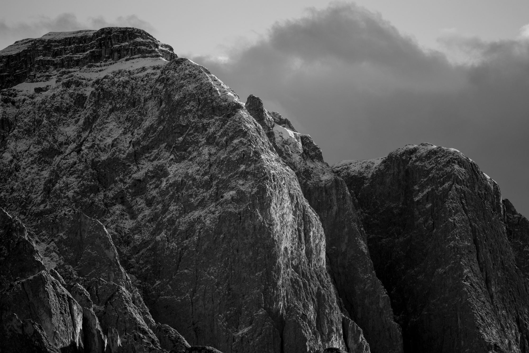 Fels in Schwarzweiß, Dolomiten